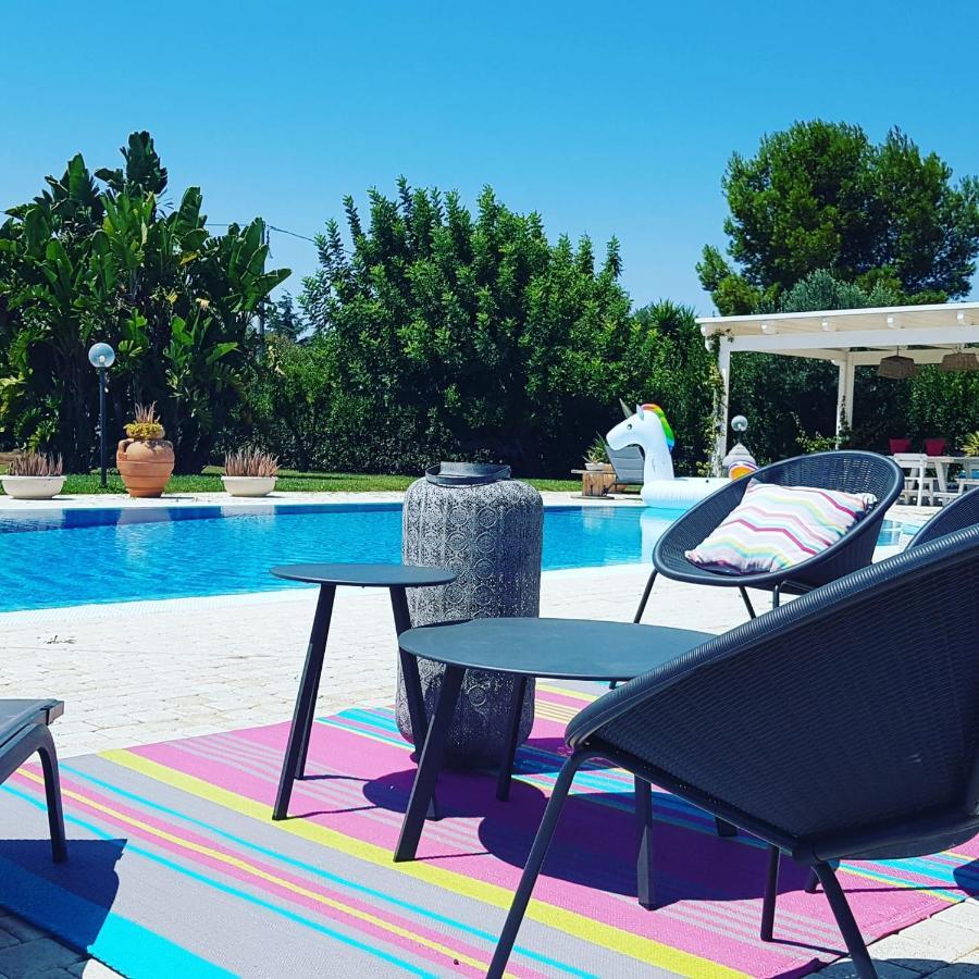 Santostefano Holidays Монополи Екстериор снимка